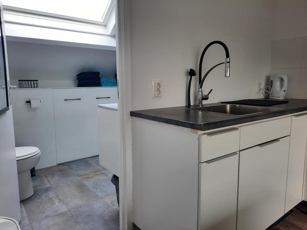 Studio 76 Groningen Met Gratis Leenfietsen Hotel Eksteriør billede