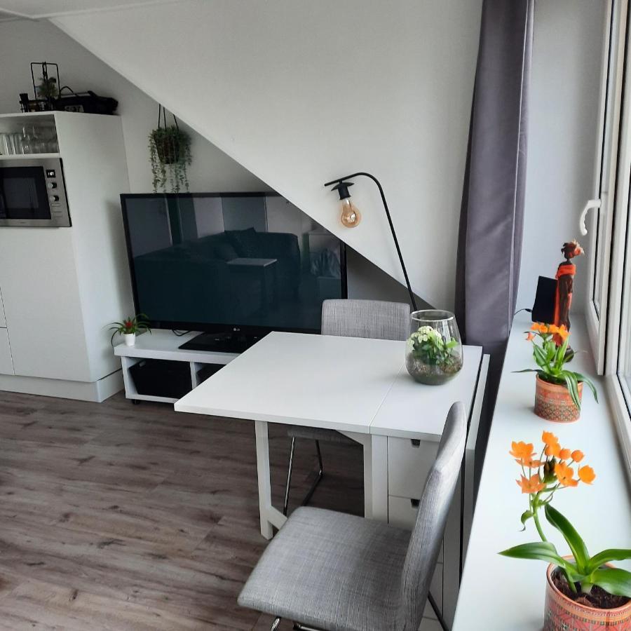 Studio 76 Groningen Met Gratis Leenfietsen Hotel Eksteriør billede